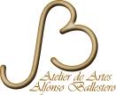 Logotipo da empresa de Alfonso Ballestero, composto pela letra B estilizada, na cor dourada, abaixo os dizeres: Atelier de Artes Alfonso Ballestero.